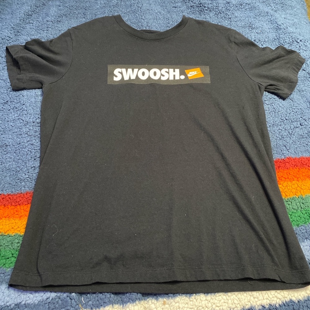 Nike Swoosh Tee shirt